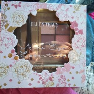 Ellen Tracy Nude Eye Essentials Palette with Pink and Brown Shades